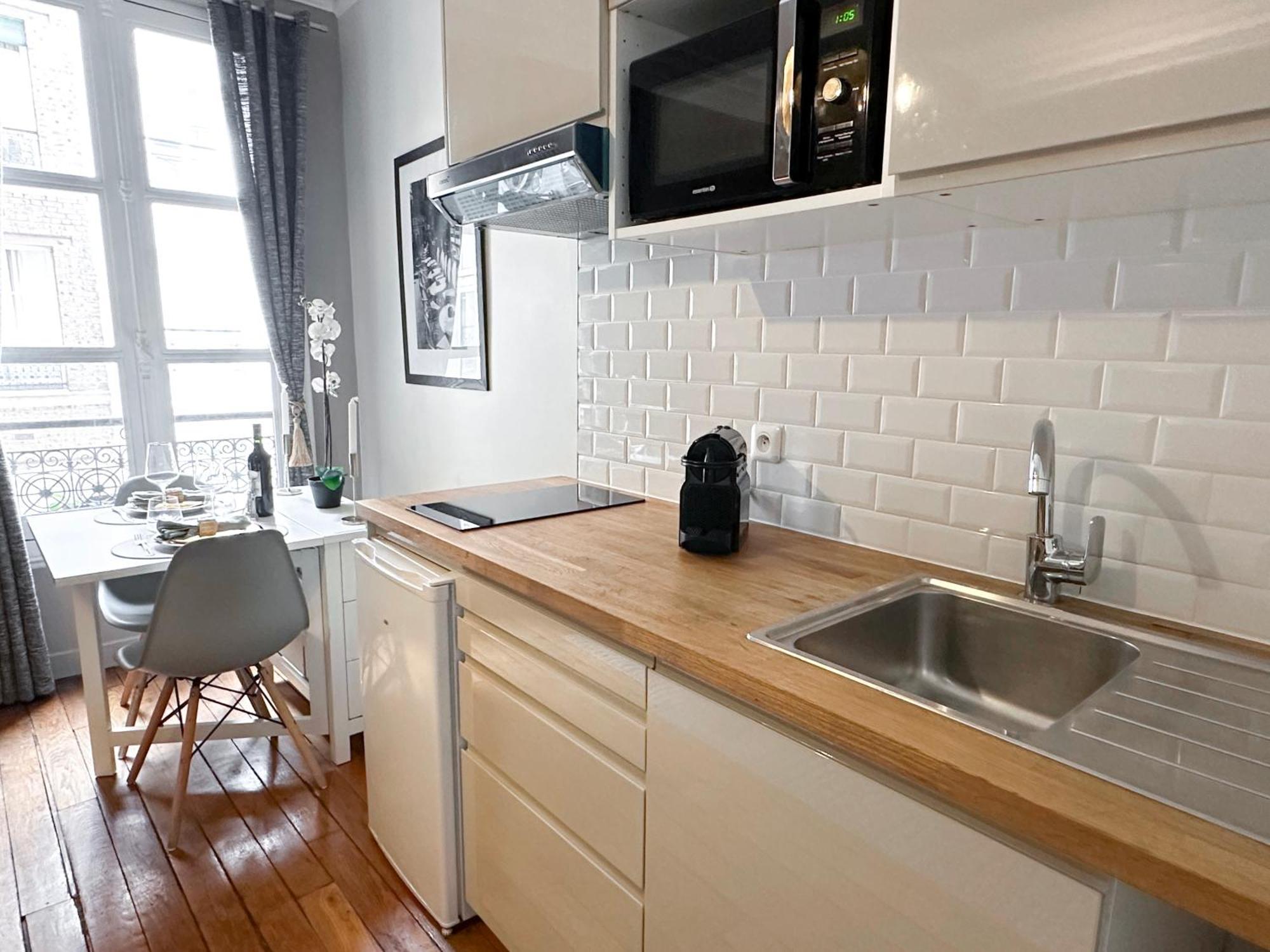 Апартаменти Unique Flat Near Louvre & Palais Royal Париж Екстер'єр фото
