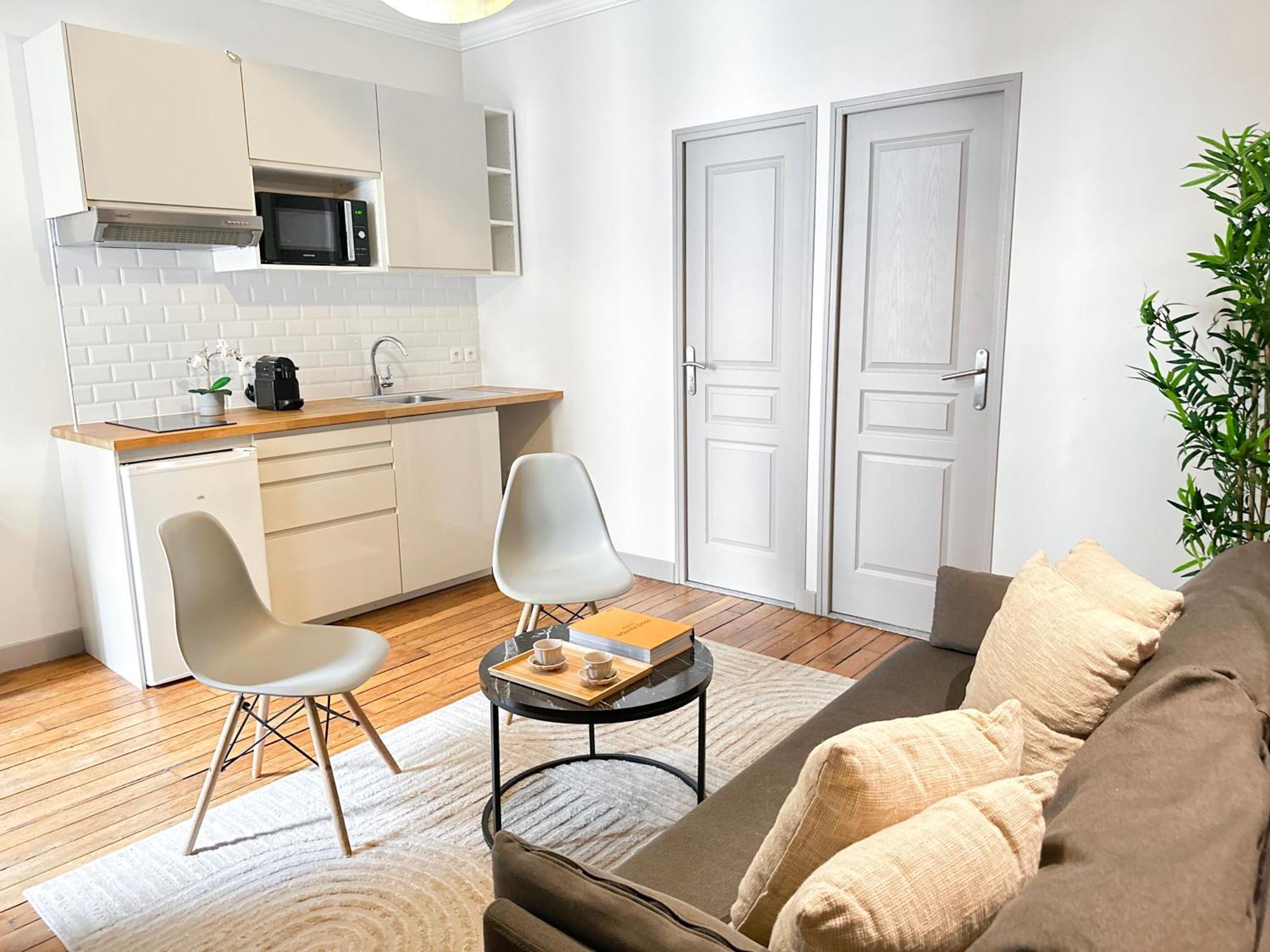 Апартаменти Unique Flat Near Louvre & Palais Royal Париж Екстер'єр фото